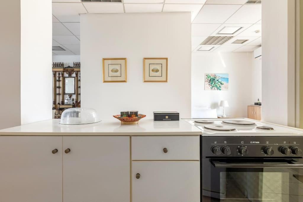 Downtown Spacious Loft Apartment Just 3 Minutes From City Centre Heraklion Zewnętrze zdjęcie